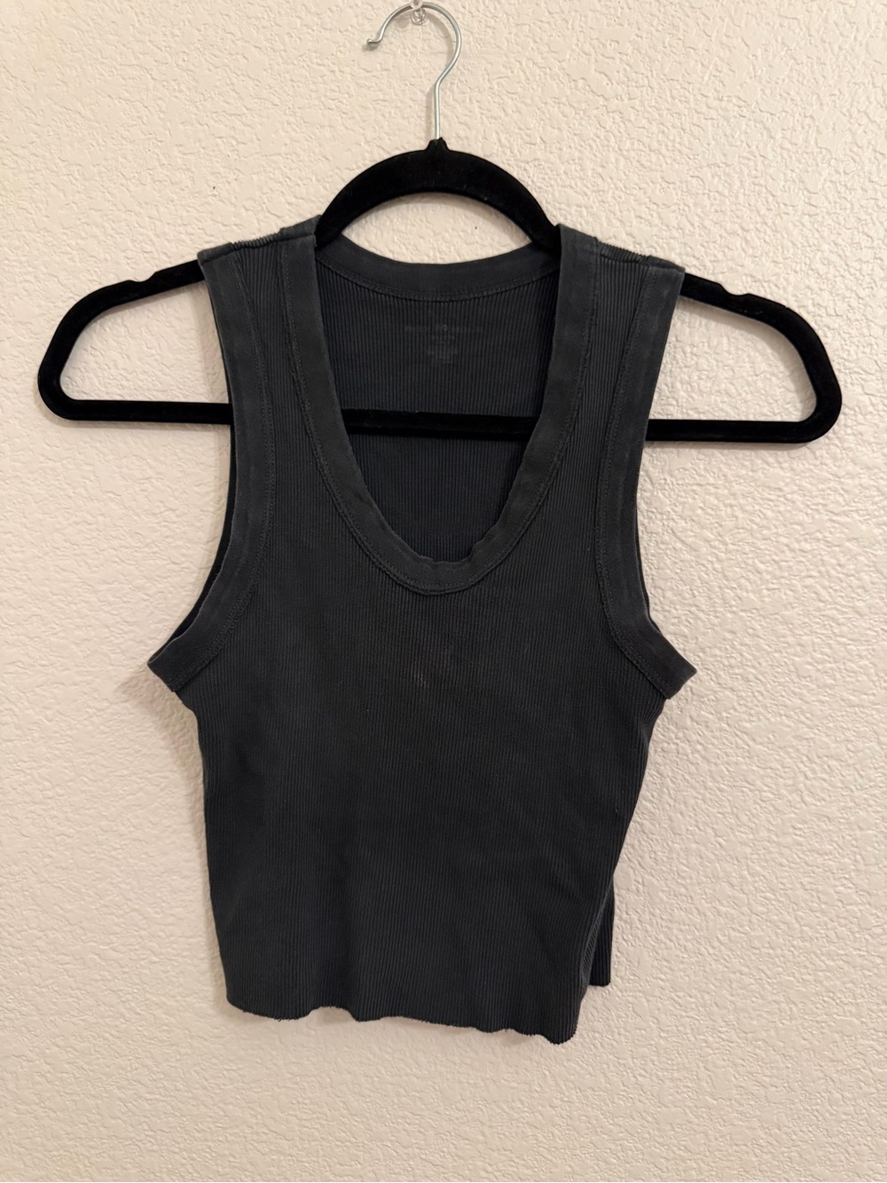 Brandy Melville Black Ribbed Crop Tank